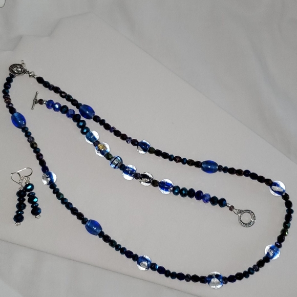 Shades of Blue - Picture 3 of 4